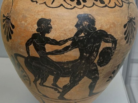 Kheirón és egy tanítvány. Etruszk váza. Forrás: Wikimedia Commons.