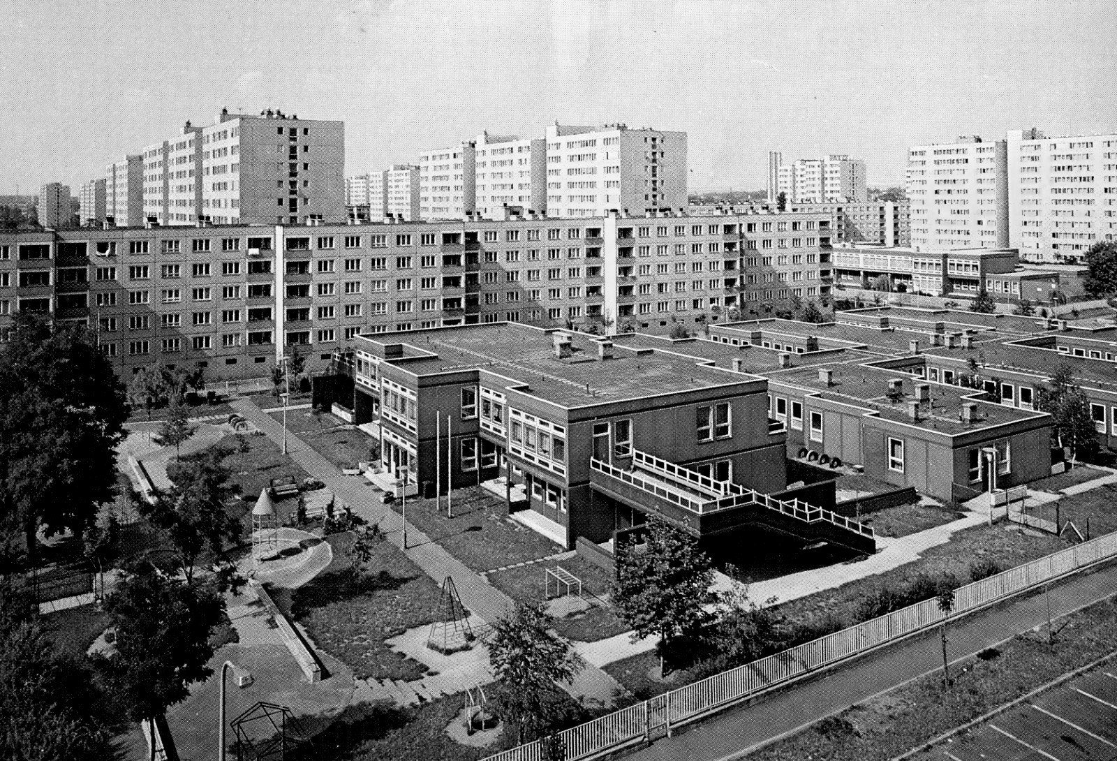Egy budapesti lakótelep – feketén-fehéren