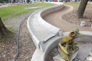 Forrás: kozterkep.hu Forrás: kozterkep.hu